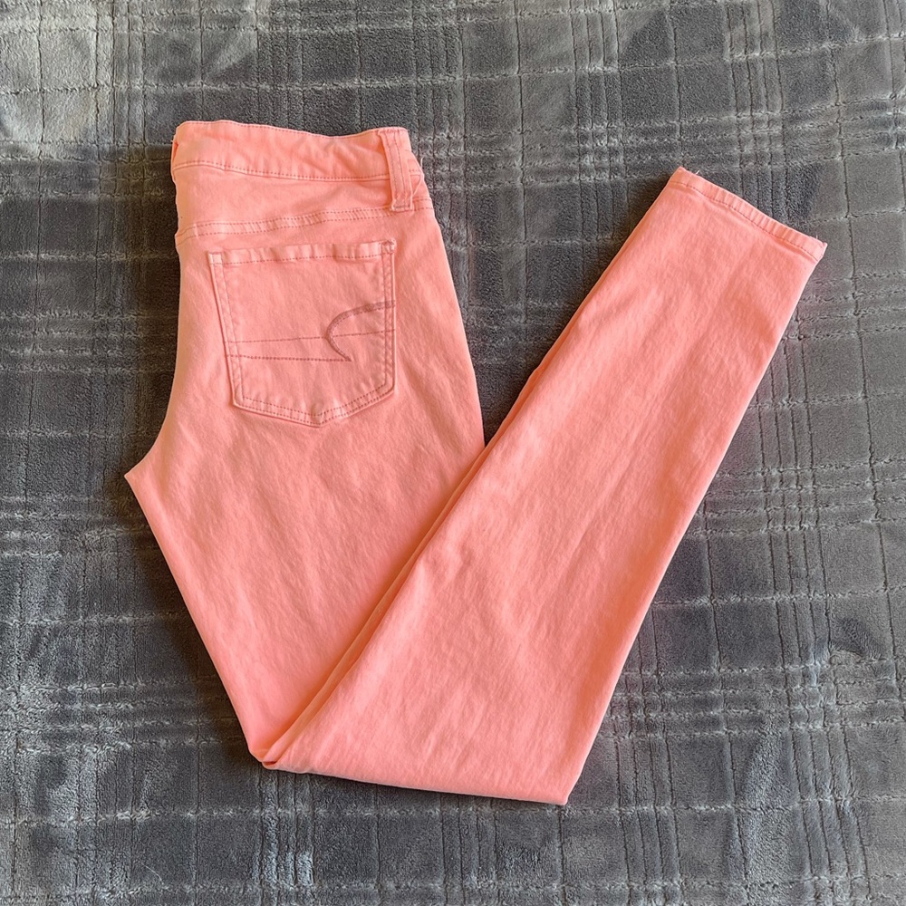 American Eagle Jeggings size 4 coral pink